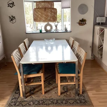 6 Person In Vaeggerlose Semesterbostad