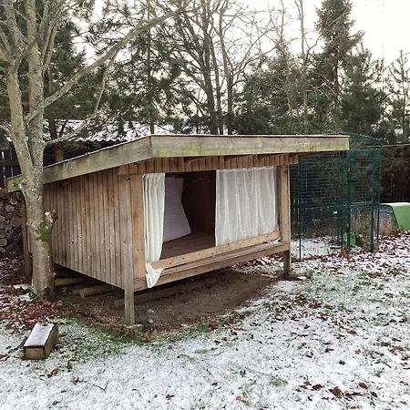 6 Person In Vaeggerlose Bøtø By